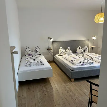 Hotel Dolomitenhof 2*